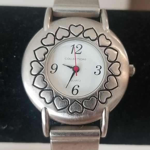 COLLECTIONS Heart Face Silver Tone Watch - Picture 2 of 5